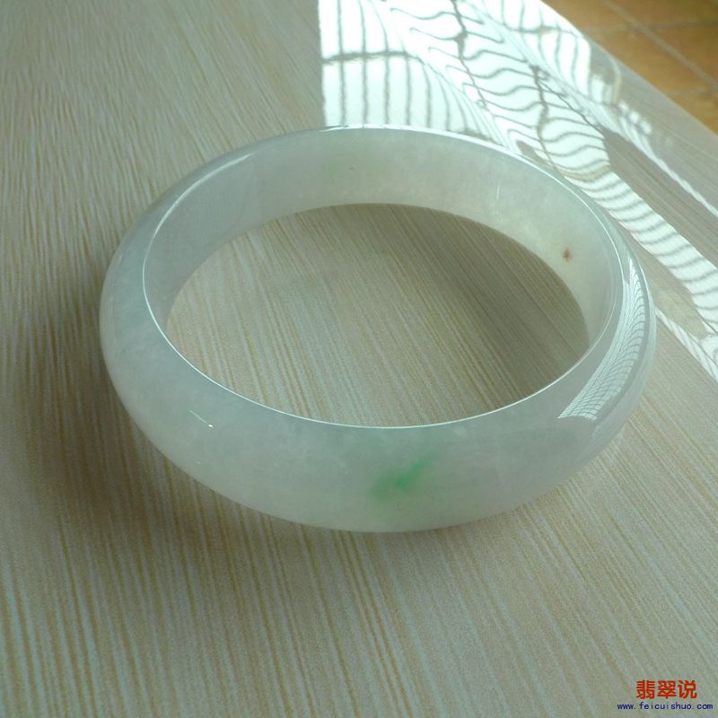 【缅甸老坑A货翡翠冰种飘阳绿正装手镯58MM】 【价格】-3500 【尺寸】-58.71*13.83*7.22mm 【证书】-158GA18 ...