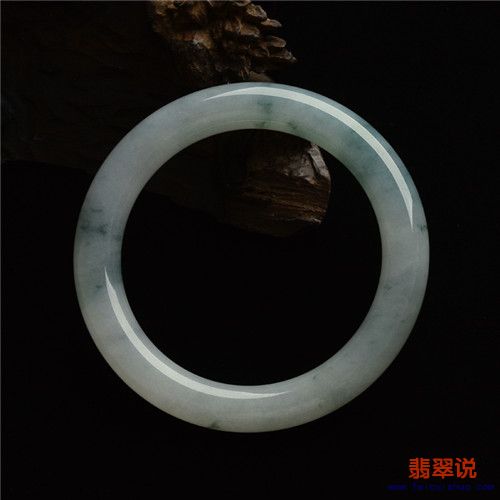 翡翠手镯6.jpg