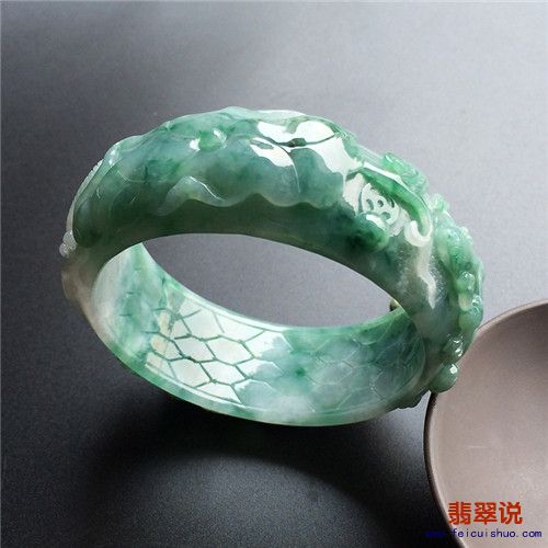 翡翠手镯8.jpg
