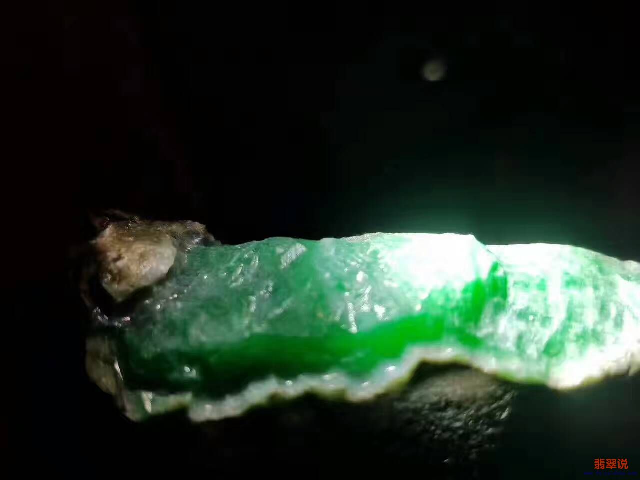 321e000315891c0804e4.jpg